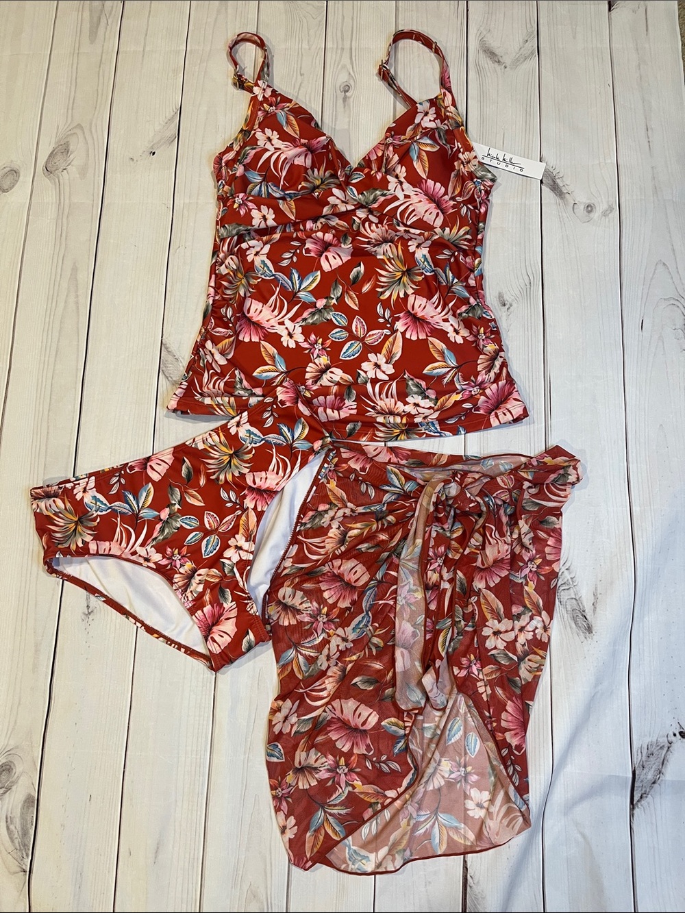 Nicole Miller 3pc Swimsuit with Sarong sz M